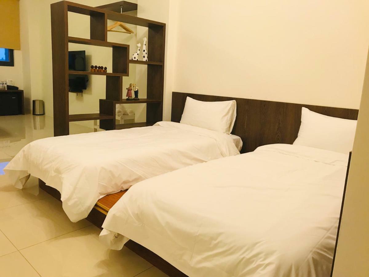Moo House Apartment Dayin Bagian luar foto